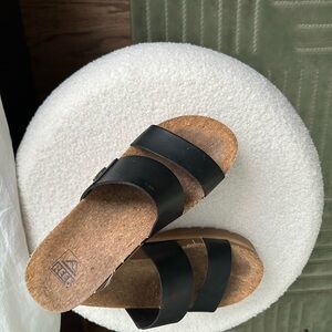 Reef Black and Tan Slide Sandals